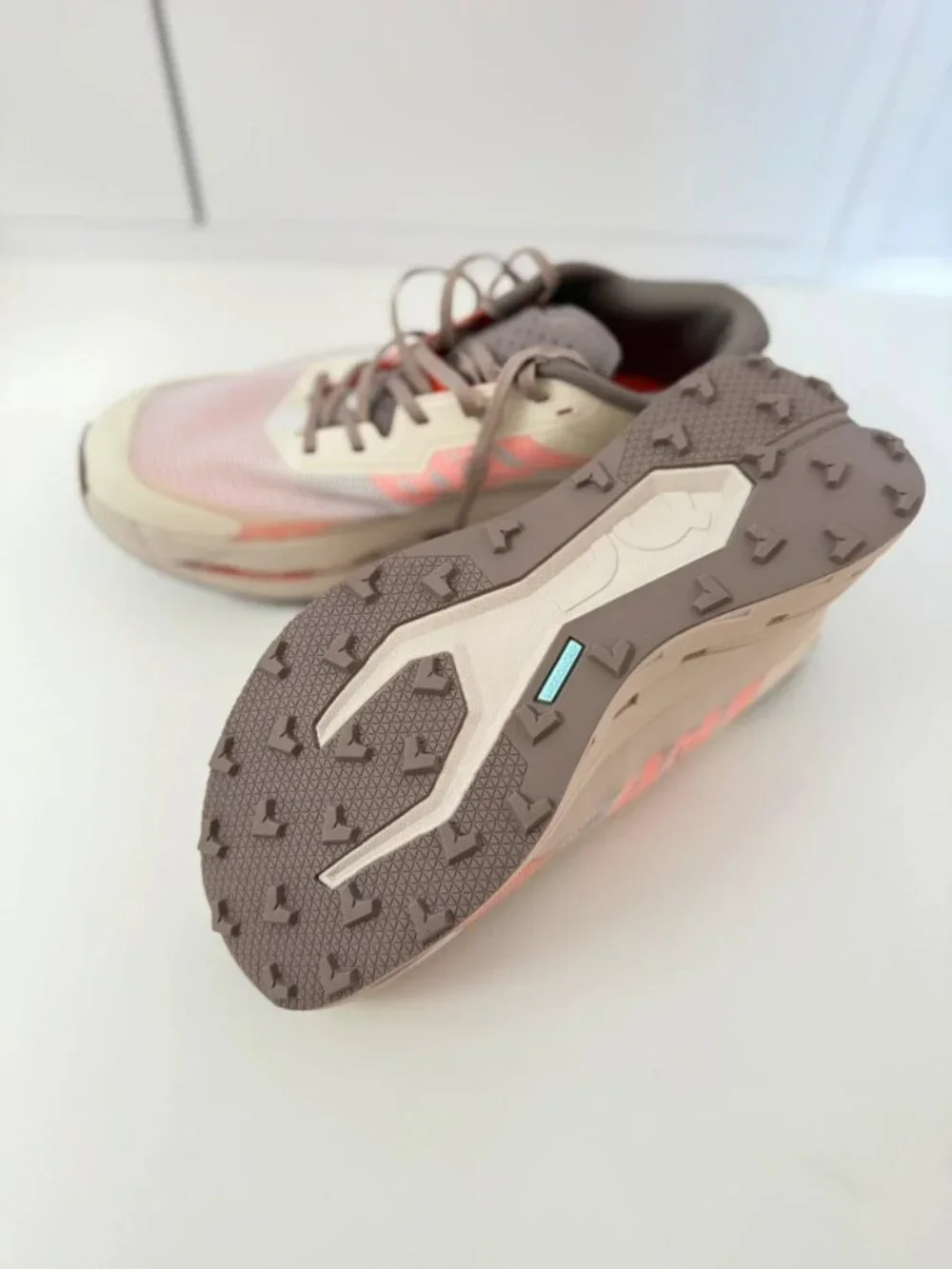 Men’s On Cloud Running Shoes Beige Orange US 7